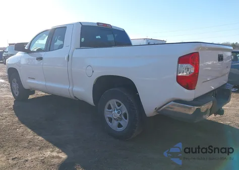 2019 Toyota Tundra Sr5 4.6L V8 z USA, uszkodzony, nr VIN 5TFRM5F11KX137743